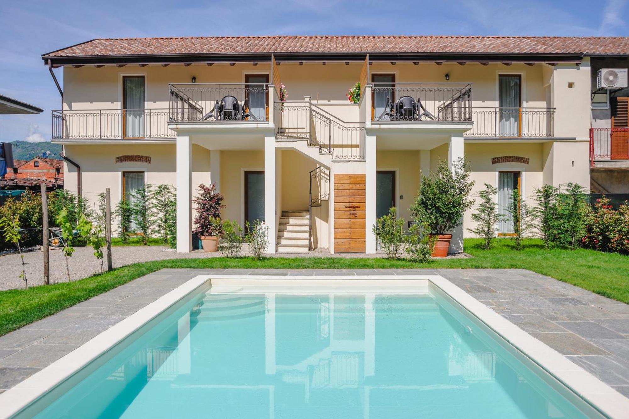 Le Casette Di Orta Apartments Орта Сан Джулио Екстериор снимка