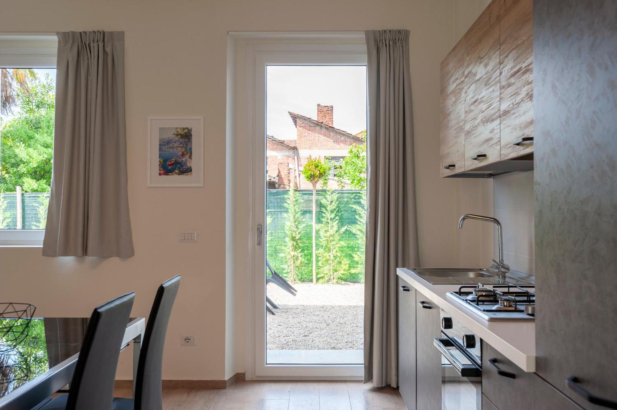 Le Casette Di Orta Apartments Орта Сан Джулио Екстериор снимка